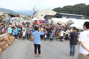 ストーブ祭り大抽選会の様子2014年